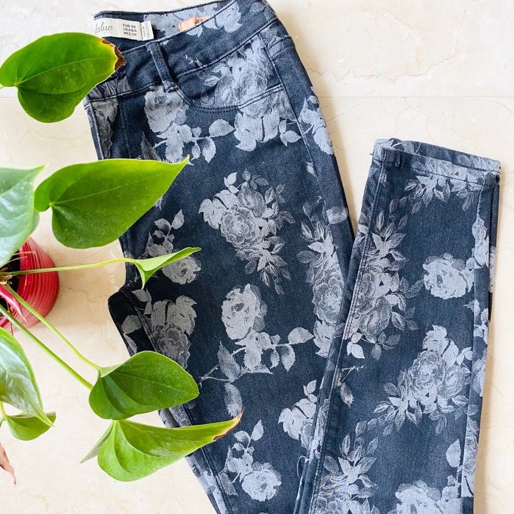 Zara Floral Jegging Size 4